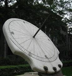 女人脖子痣相图解吉凶面相桃花脖子(女人面部痣相图解吉凶)